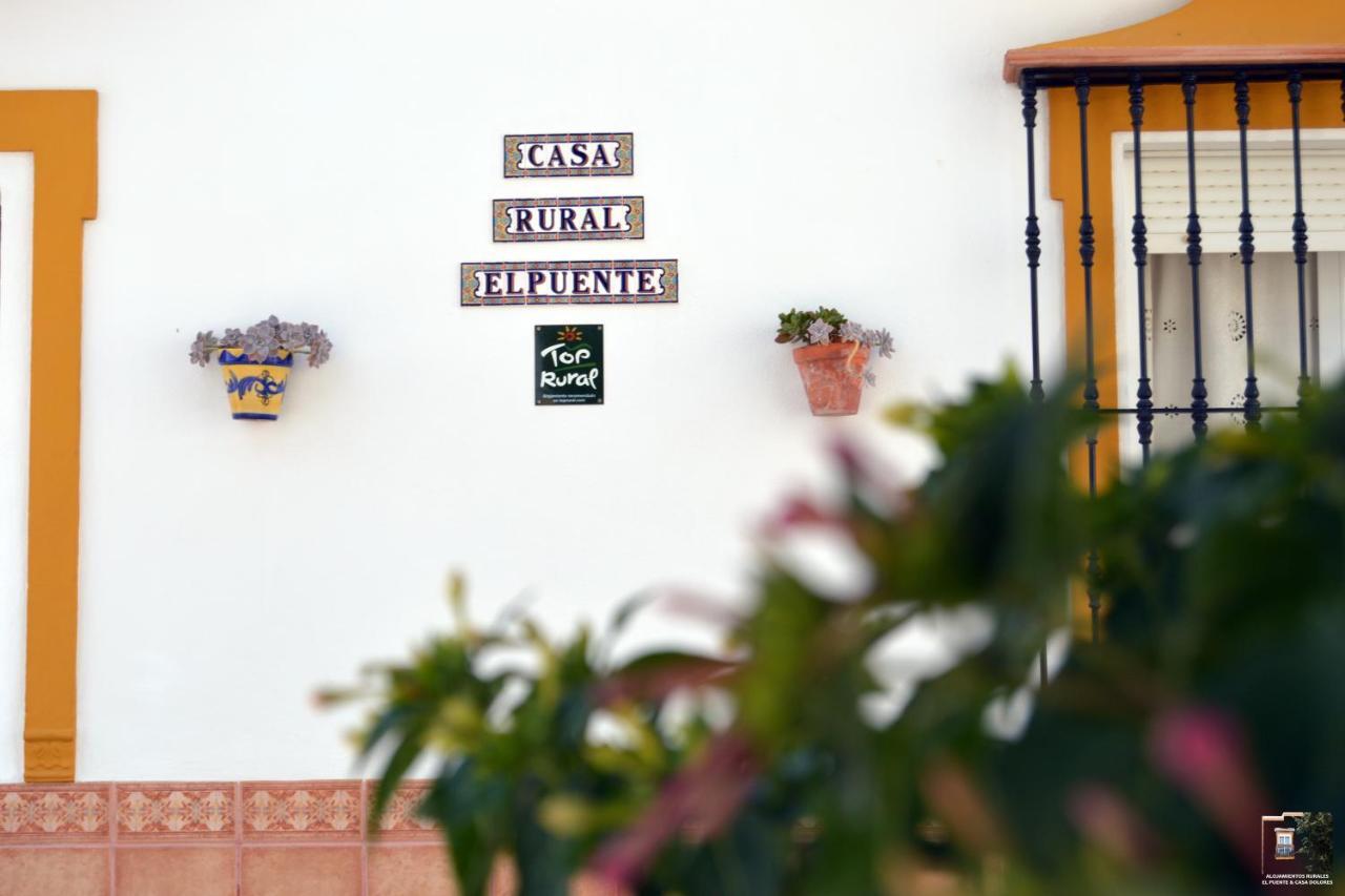 Cuevas del Becerro Casa Rural El Puente מראה חיצוני תמונה
